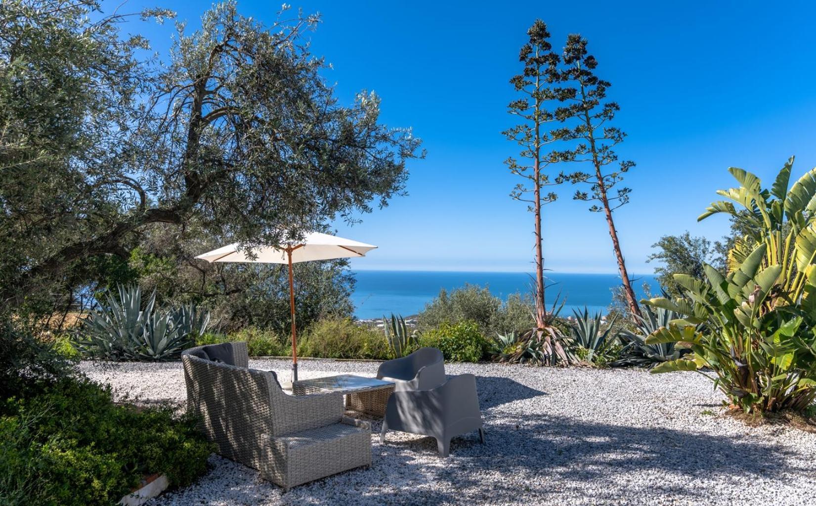 Campo Agave Luxury Tents Sayalonga Екстериор снимка
