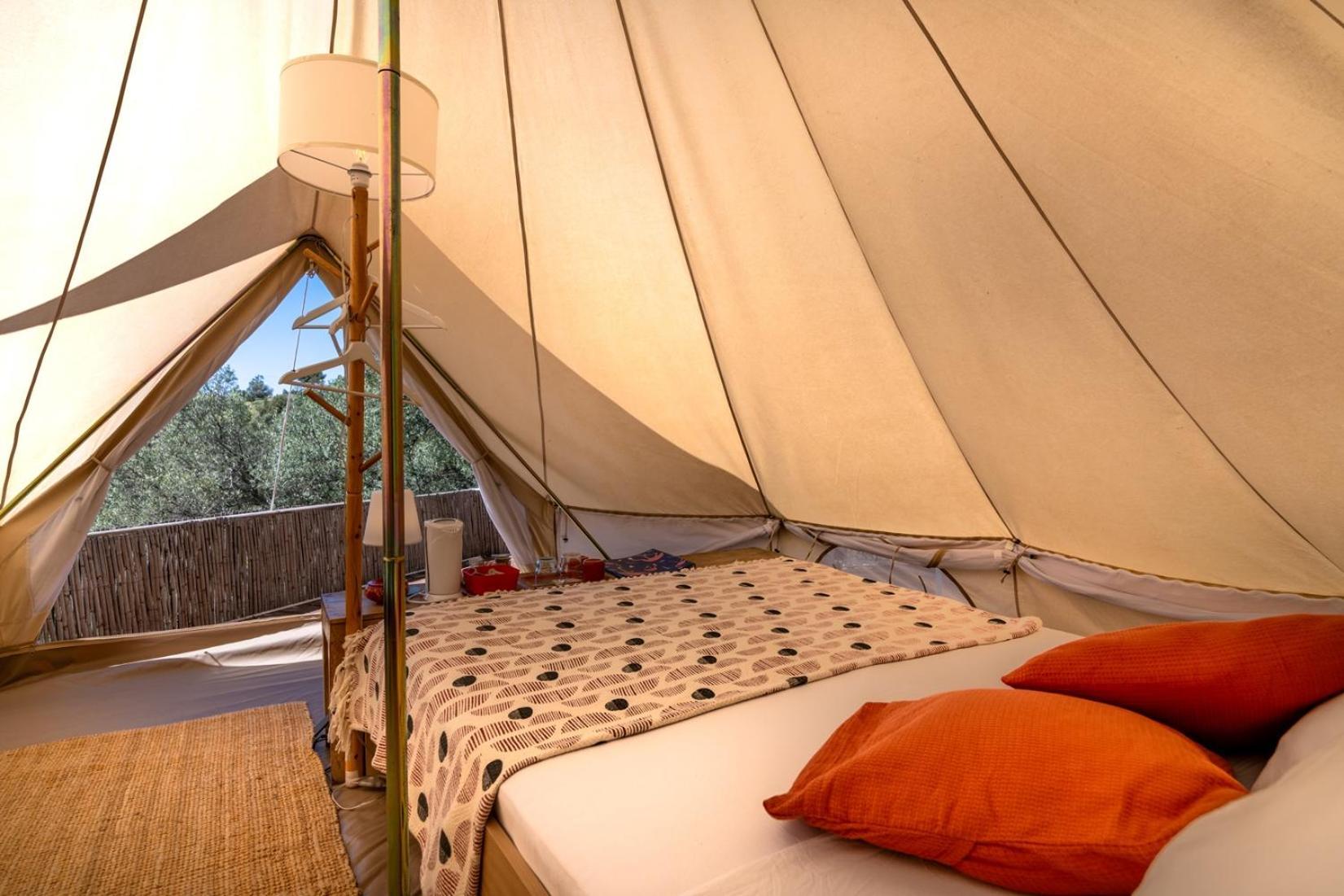Campo Agave Luxury Tents Sayalonga Стая снимка