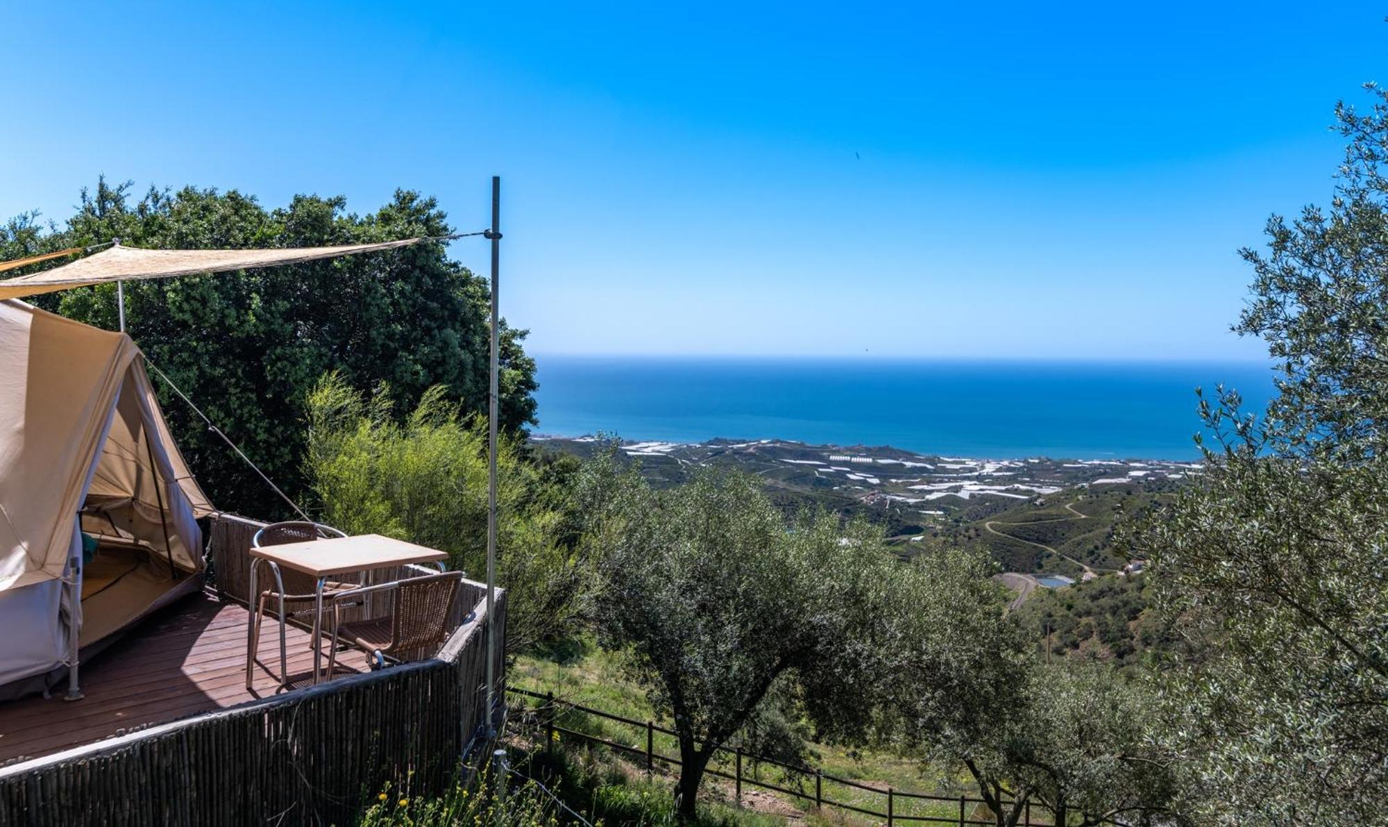 Campo Agave Luxury Tents Sayalonga Екстериор снимка