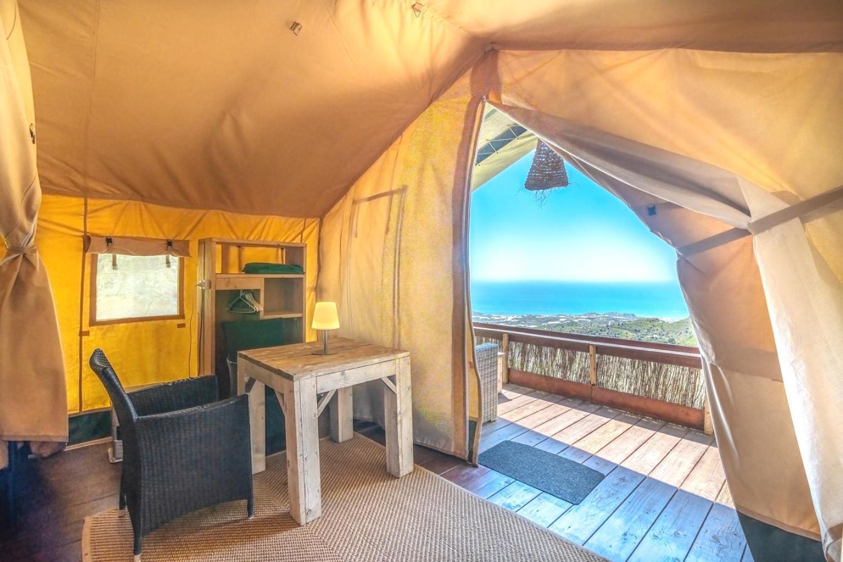 Campo Agave Luxury Tents Sayalonga Стая снимка