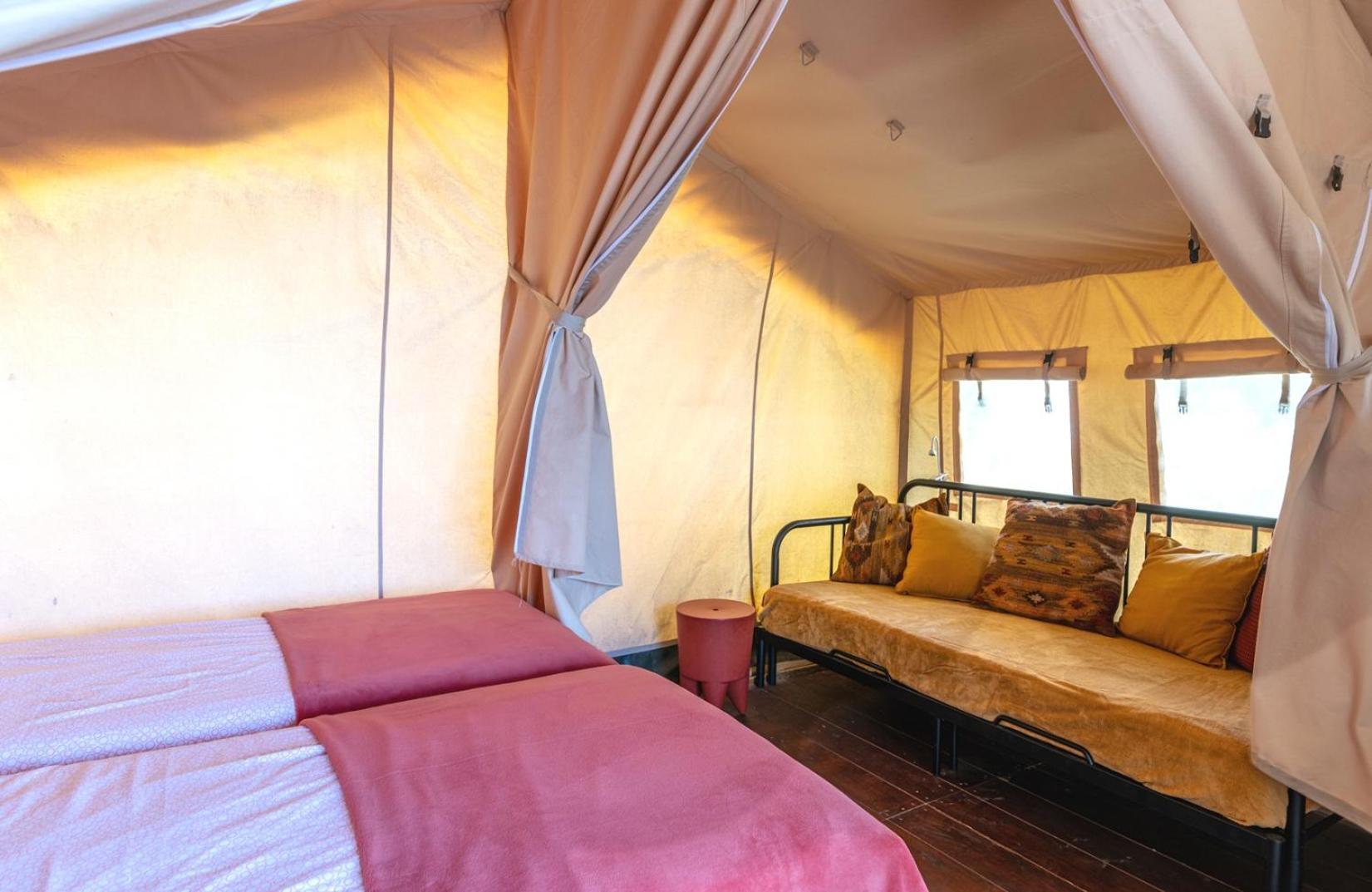 Campo Agave Luxury Tents Sayalonga Стая снимка