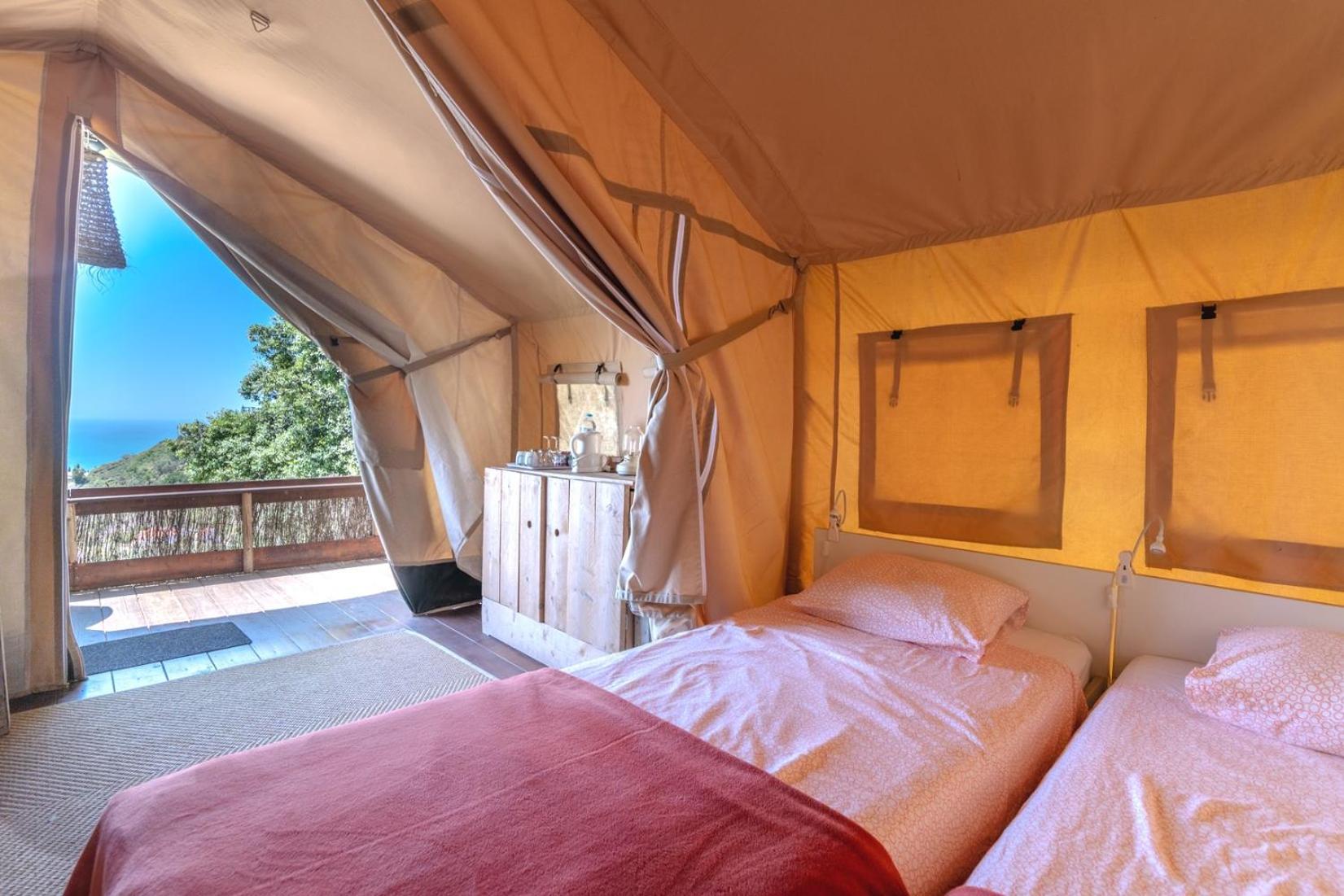 Campo Agave Luxury Tents Sayalonga Стая снимка
